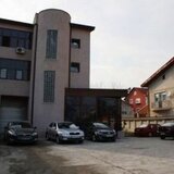 Casa Presei/ Jiului, birou /showroom, 580mp, parcare 15 locuri